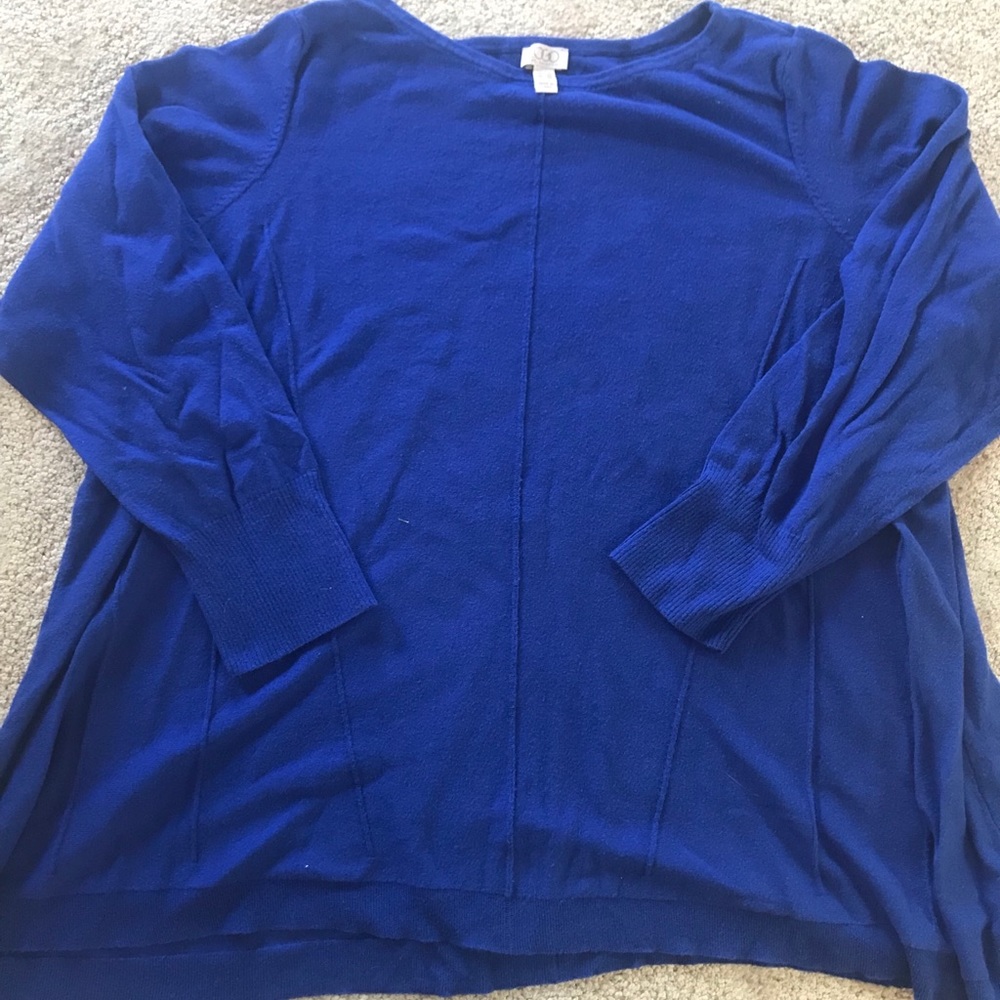 3x Pleated Sweater